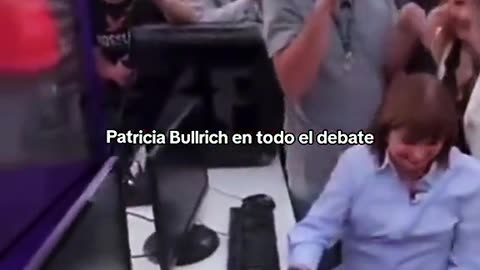 Patricia bullrich recomendando jugar al fifa