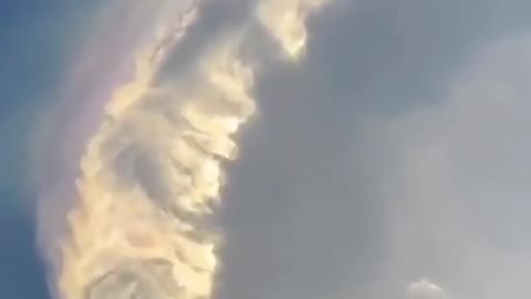 Is that a space ship I see