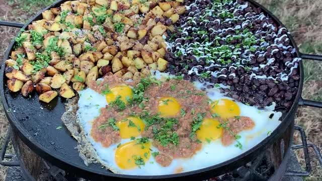 8 Southwestern Breakfast Skillet Recipe Over The Fire Cooking shorts