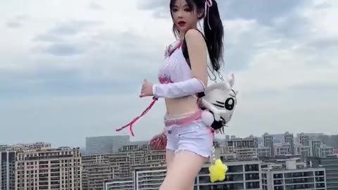 Adorable Chinese Girl Grooving and Dancing 💃🏻 #shortsfeed #shorts #cute #chinese