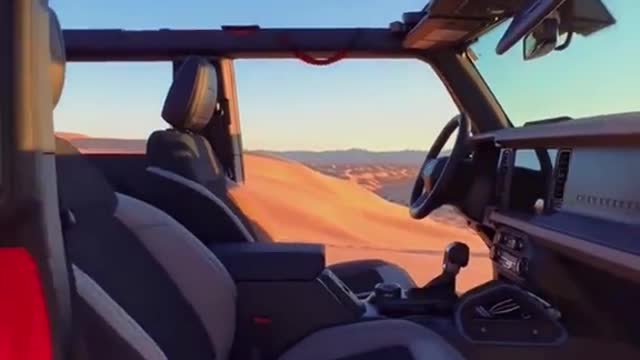Go anywhere and everywhere with the Velociraptor 400 BRONCO