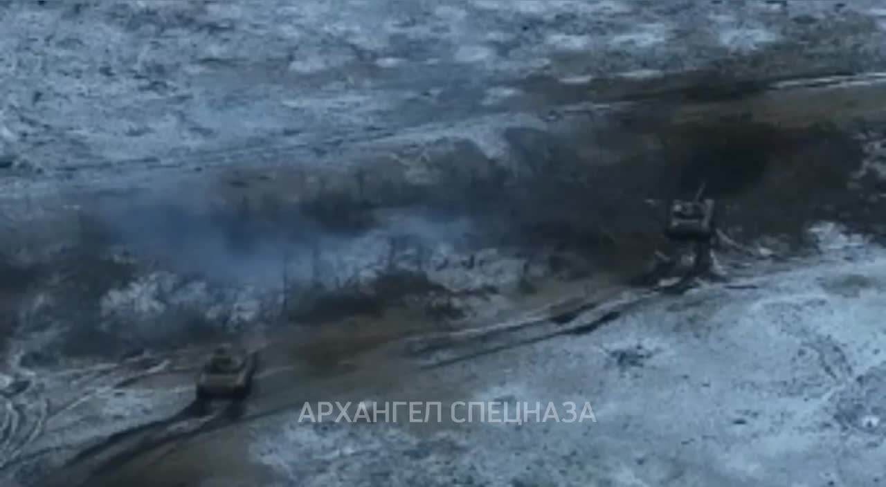 RAF - Russian Tanks firing on Ukrainian positions
