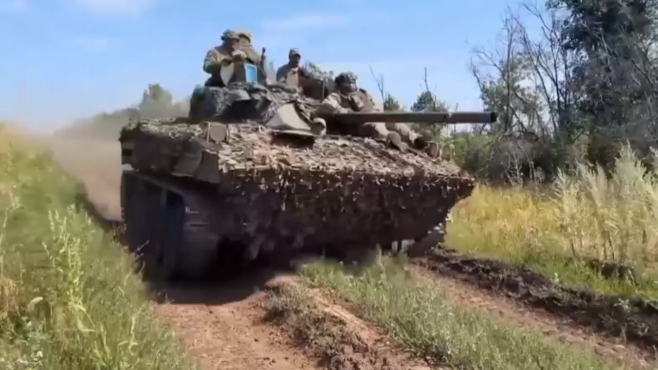 Russian paratroopers on BMD-4M destroyed militants near Artyomovsk