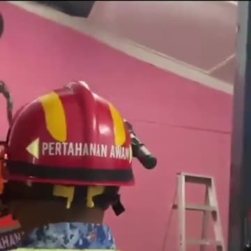 Throw The Whole House Away | Anaconda Invasion