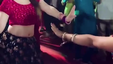 hot and cute Dancing