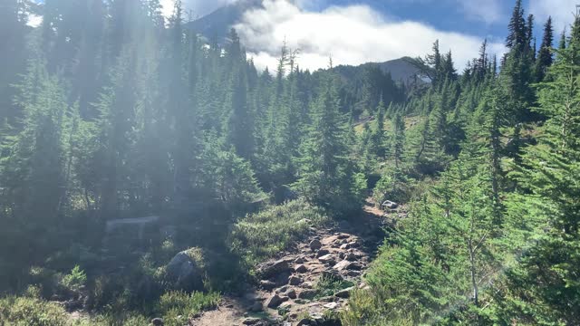 Oregon – Mount Hood – Hauntingly Beautiful Views from McNeil Point - 4K