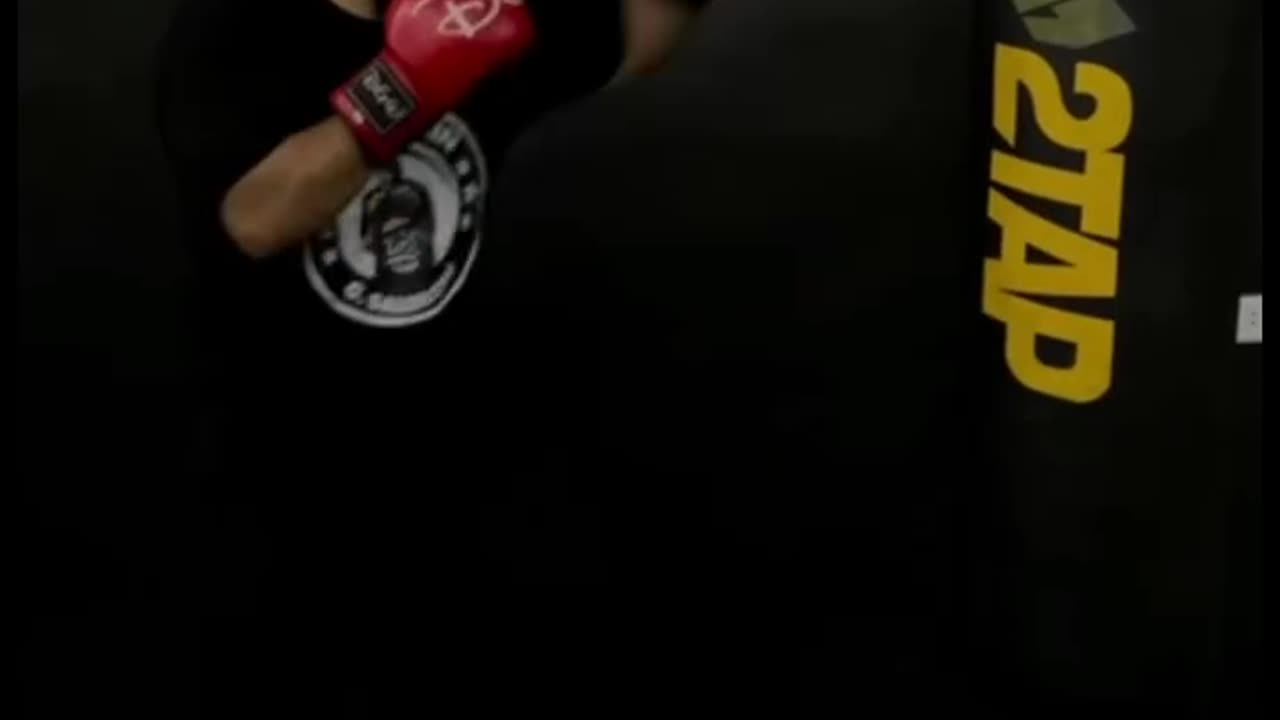 Boxing 90 degree pivot