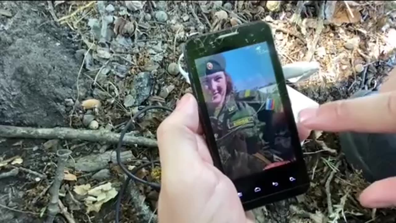 Ukrainians Find Russians Phone and Mock Photos of His Girlfriend