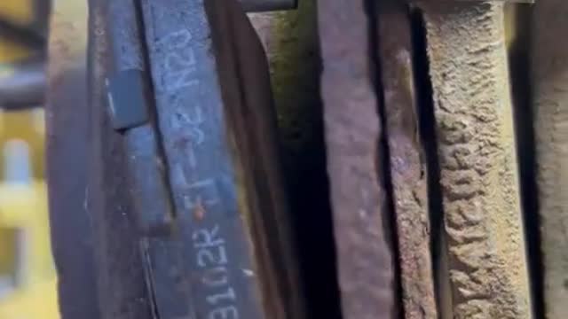 Automobile brake disc condition detection