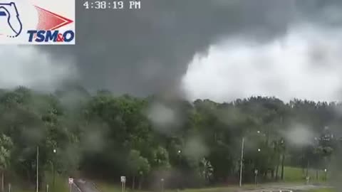 Violent Tornado Recorded In Fort Pierce, Florida.