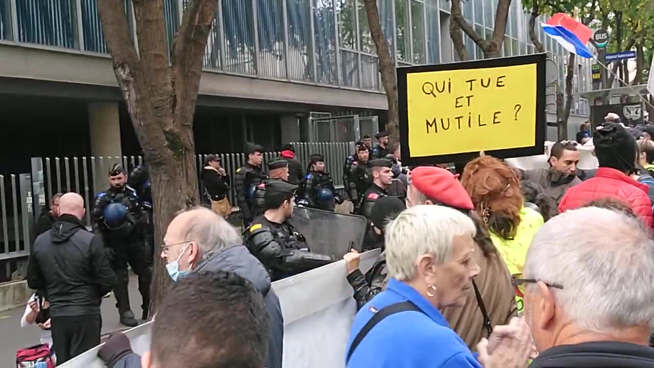 Manif anti-pass💉du 23/10/21 - Paris - Solidarité avec les soignants