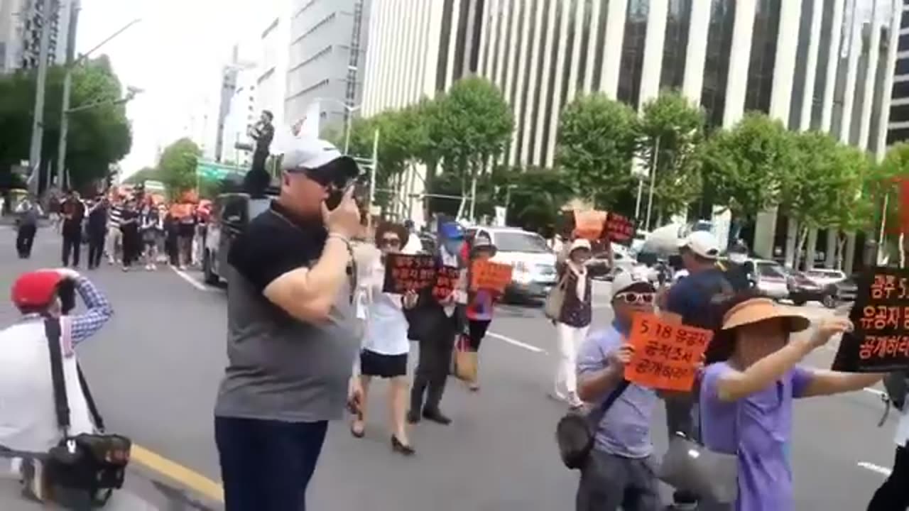 20190605_V3_S05(jx8aY37Kb6Y)서울강남에서 젊은엄마가 5.18 까!까!까!