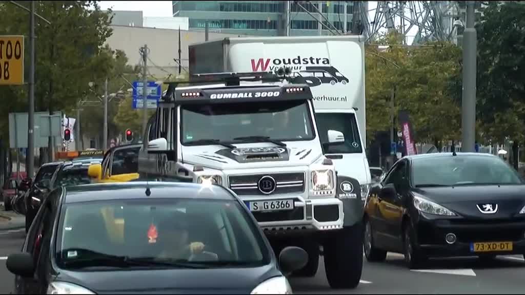 Stealing the limelight by a pickup truck # Hard driving off-road