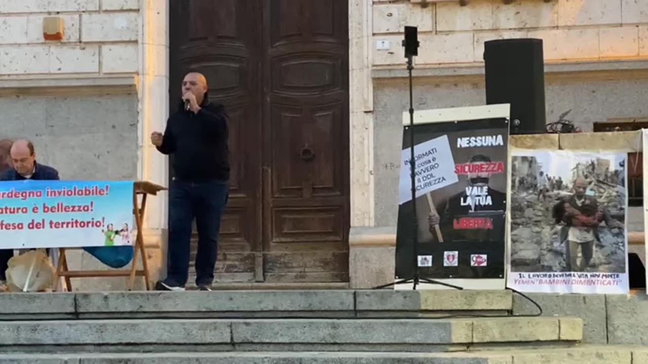 Cagliari manifestazione Sardinnia Coru Nostu Valter Erriu di SaDefenza