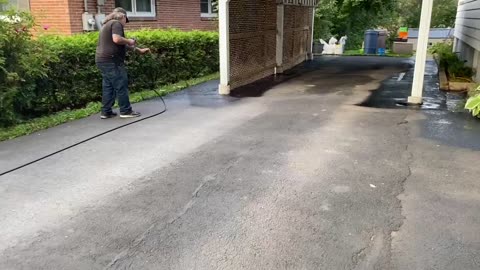 Professional Asphalt Spray Sealing: “The Edgy Edging One” Top Coats Pavement Maintenance