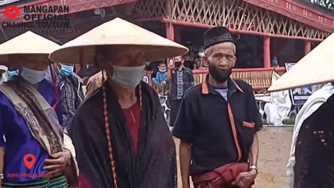 BUDAYA TORAJA AND RAMBU SOLO' ADAT