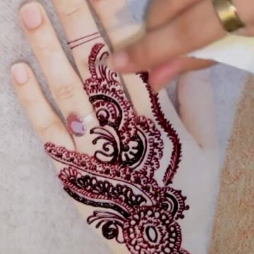Simple mehndi design #mehndi #bridalmehndi #backhandmehndi #henna #handmehndi
