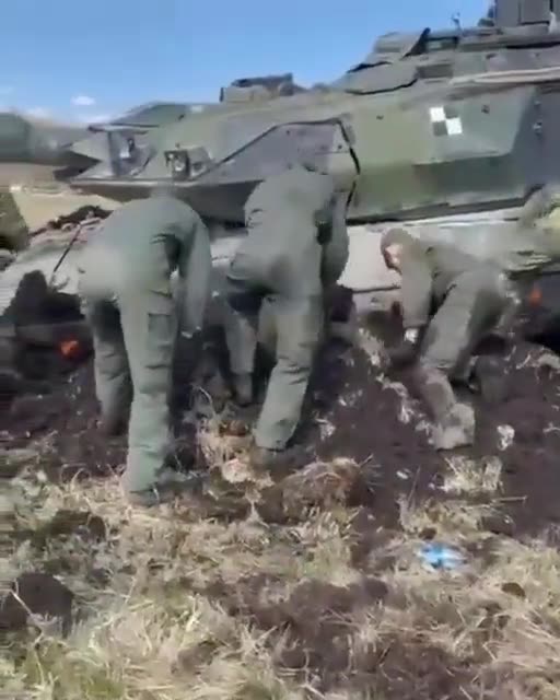 Γνωρίζατε ότι το «Leopard» εξοπλίζεται τακτικά με έξι εκσκαφείς;