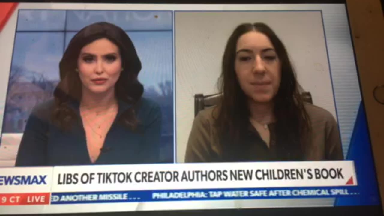 Derek Hunter Show CNN rental car vandalized in 4 secs