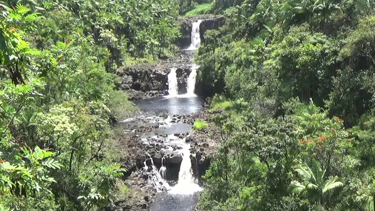 Hakalau, HI — Umauma Falls