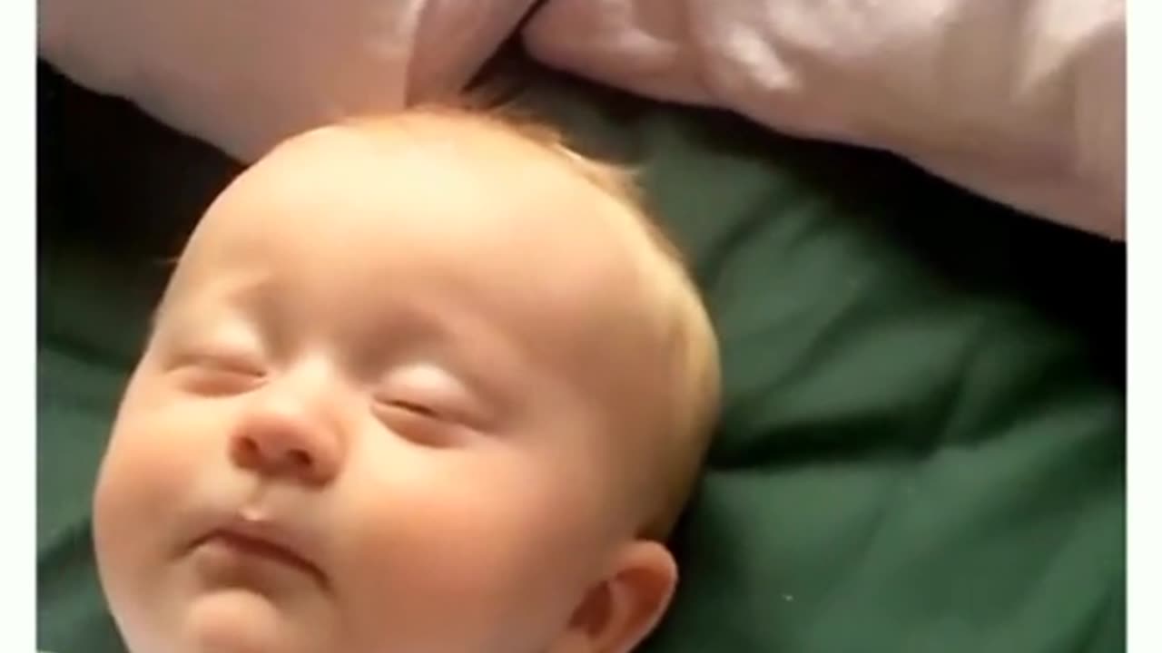 Cute baby acting to sleep 🤣