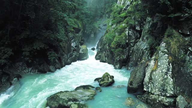 Beautiful Waterfalls 4K Ultra HD