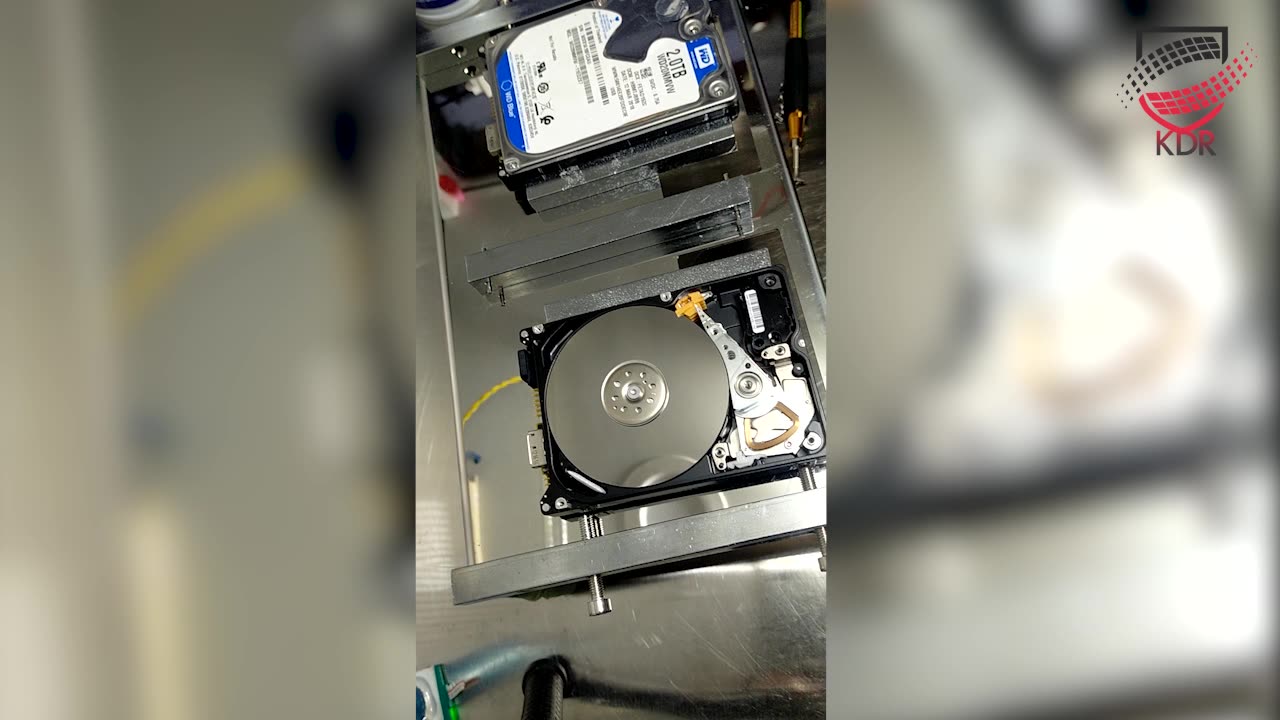 WD 2TB USB Hard Drive Head Replacement and Data Recovery