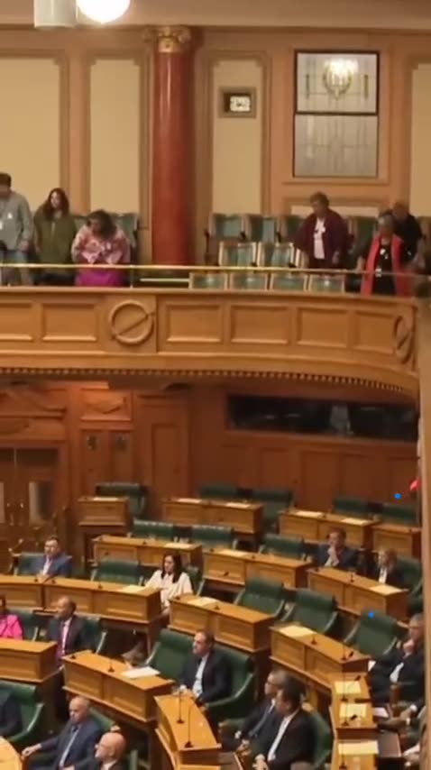 Descendants of New Zealand's original inhabitants dance in protest