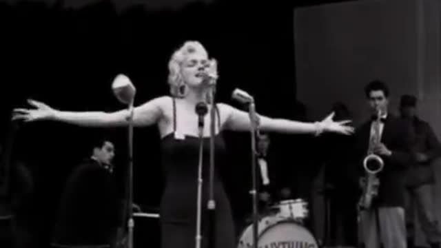 pare Footage Of Marilyn Monroe Entertaining The Troopss