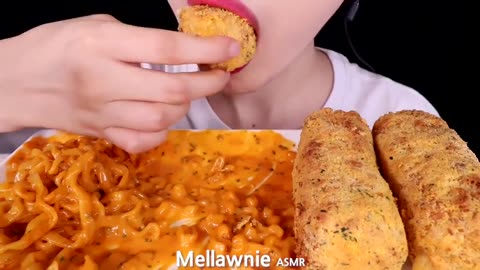 ASMR GIANT CHEESE STICKS, CHEESY CARBO FIRE NOODLES 대왕 뿌링클 치즈스틱 COOKING & EATING SOUNDS MUKBANG 요리먹방