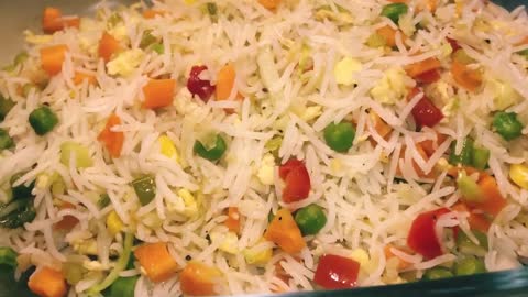 Making fried rice is incredibly simple and quick ( Ethiopian )