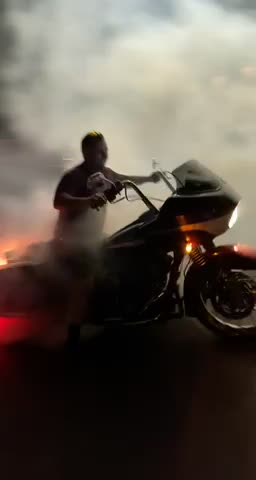Harley Davidson Smoke Show!!!!