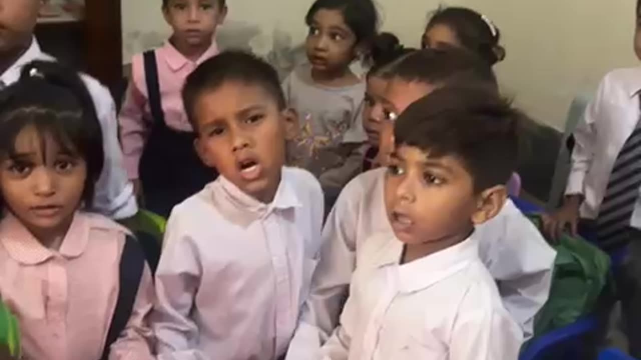 These Pakistani children are SO thankful and they learn to know Jesus.