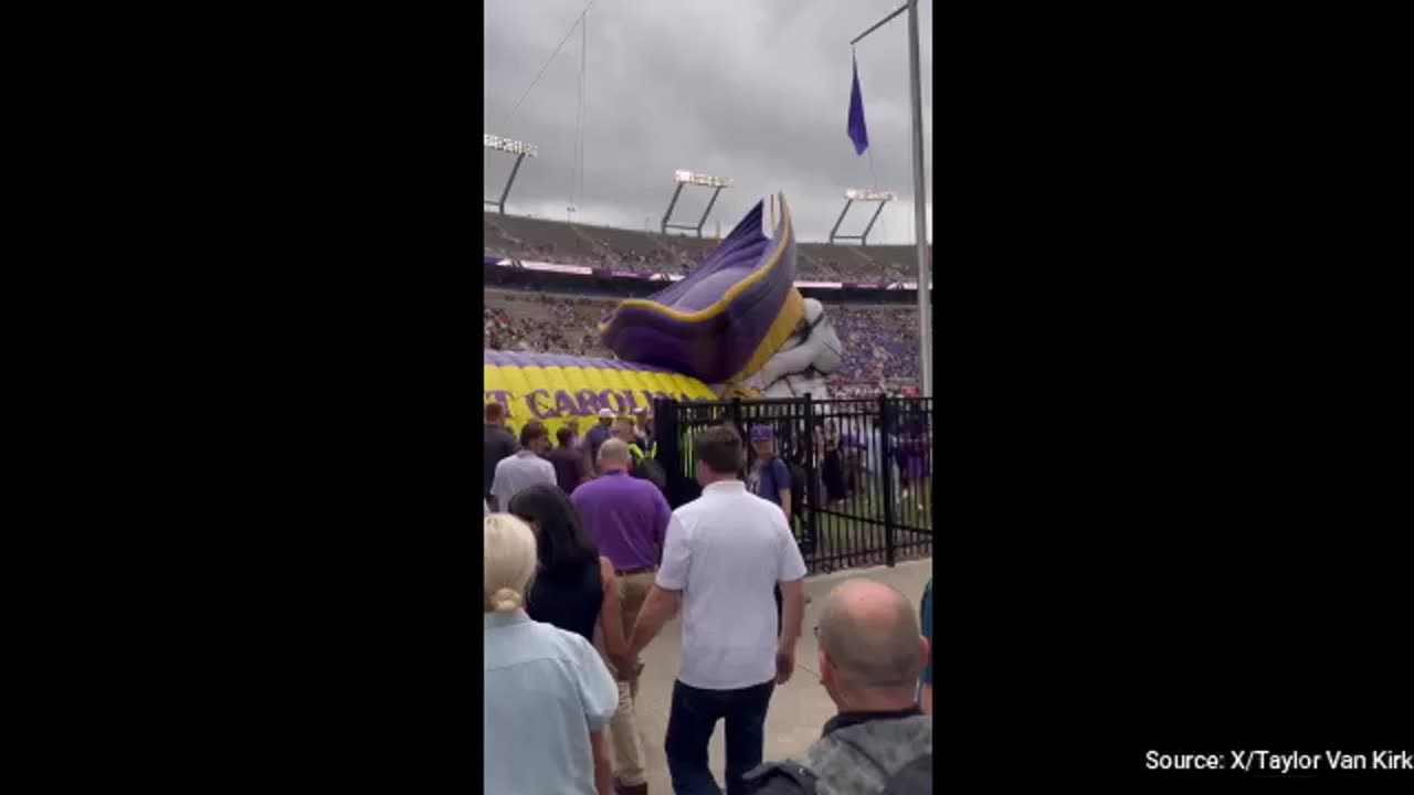 WATCH: Vance Family Has Epic Interaction with Fans At College Football Game