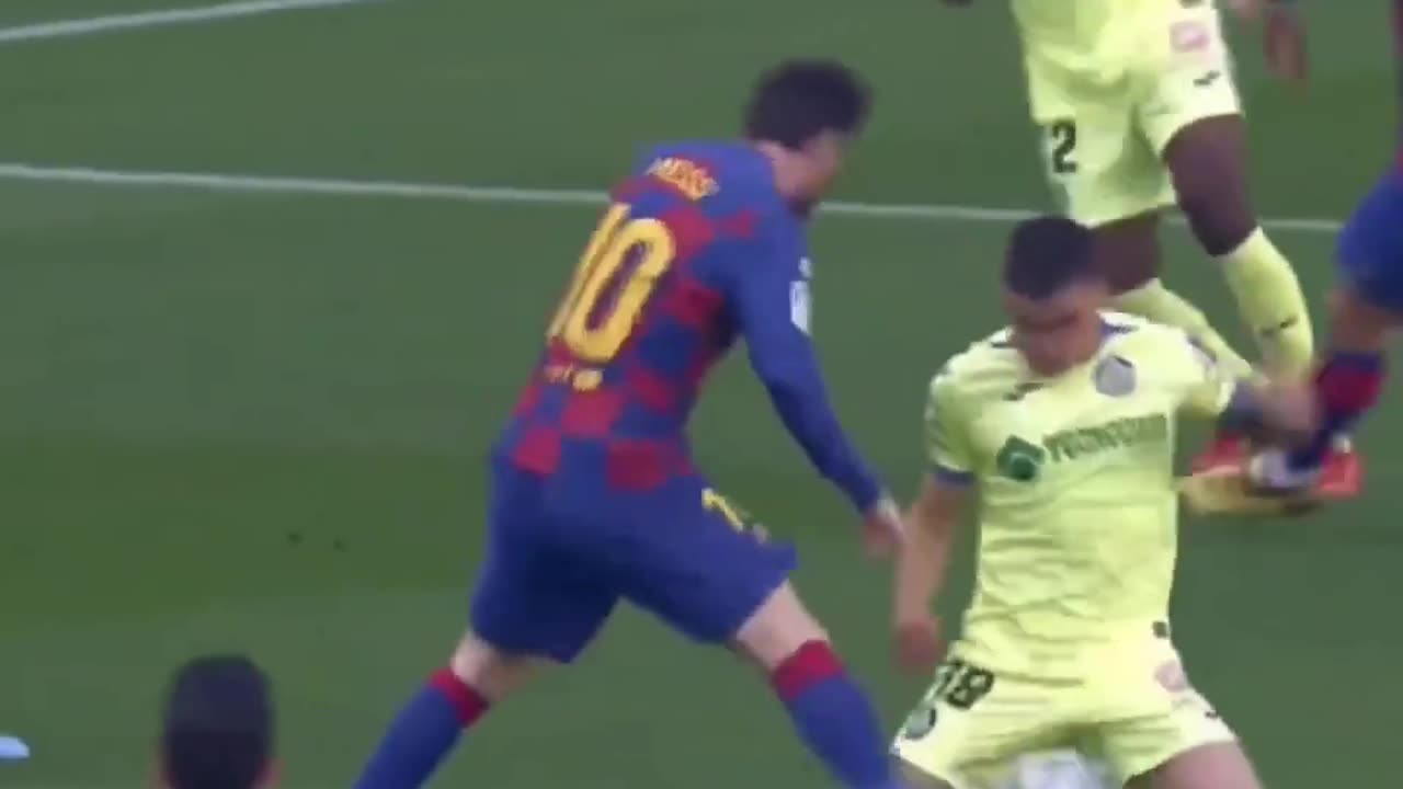 Lionel Messi • Dribbling skills goals •(HD)