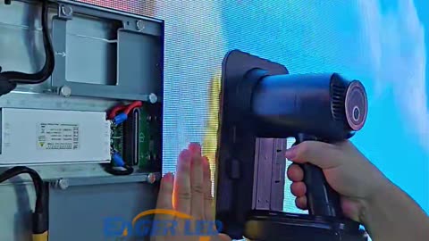 EA250WH1 Indoor LED video wall does not require rear maintenance access.
