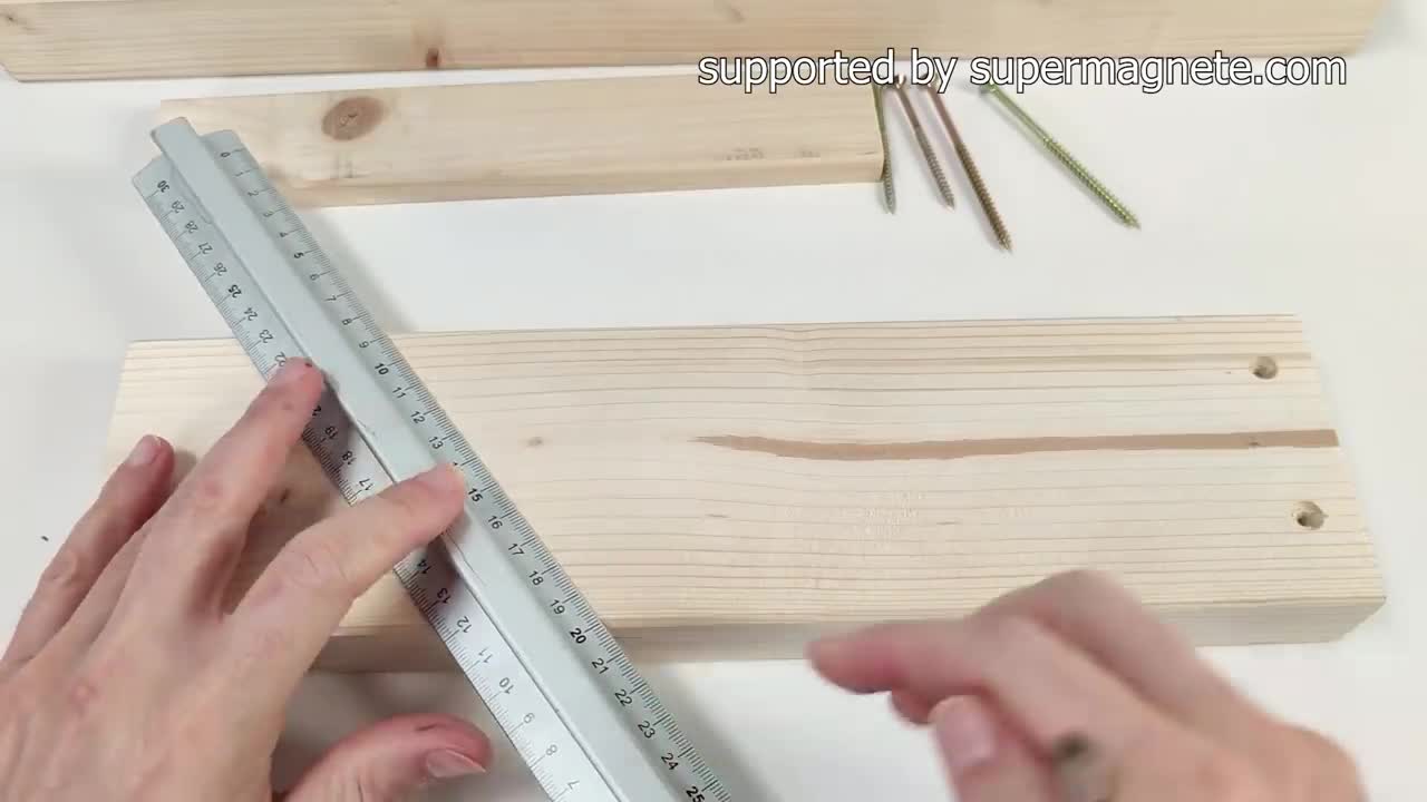 Slicing all my medium magnets with my new magnet separator _ Magnetic Games