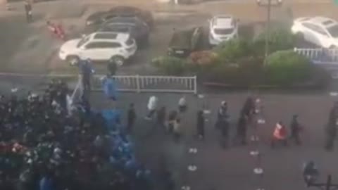 Food Riots Are Happening In Shanghai Thanks To CCP