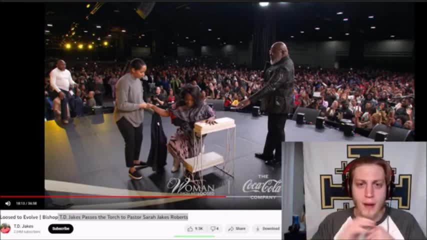 TD Jakes Slays His Daughter In The Spirit Event Sponsored By Coca Cola (smh)