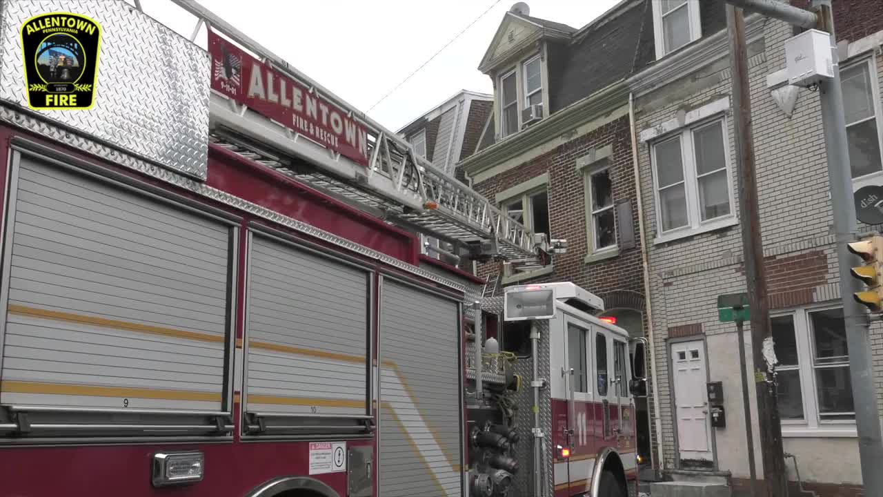 ALL HANDS OPERATE AT THIS HOUSE FIRE IN ALLENTOWN, PA.