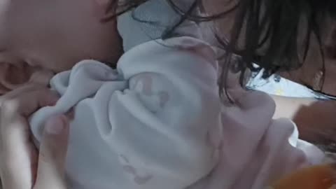 Video funny brother sisters