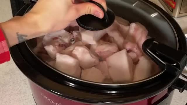 Bear fat rendering into oil