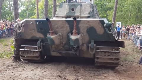 Amazing start up of TANK - Generator - Aircraft radial engine and assembling propeller with rotor