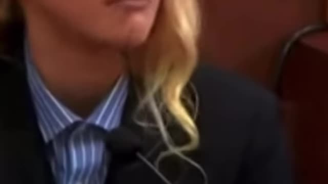 Amber Amber Heard destroys her case in 15 seconds