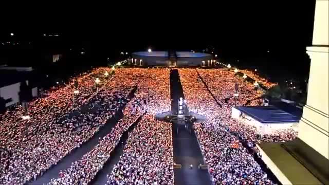 Procissão das Velas no Santuário de Fátima