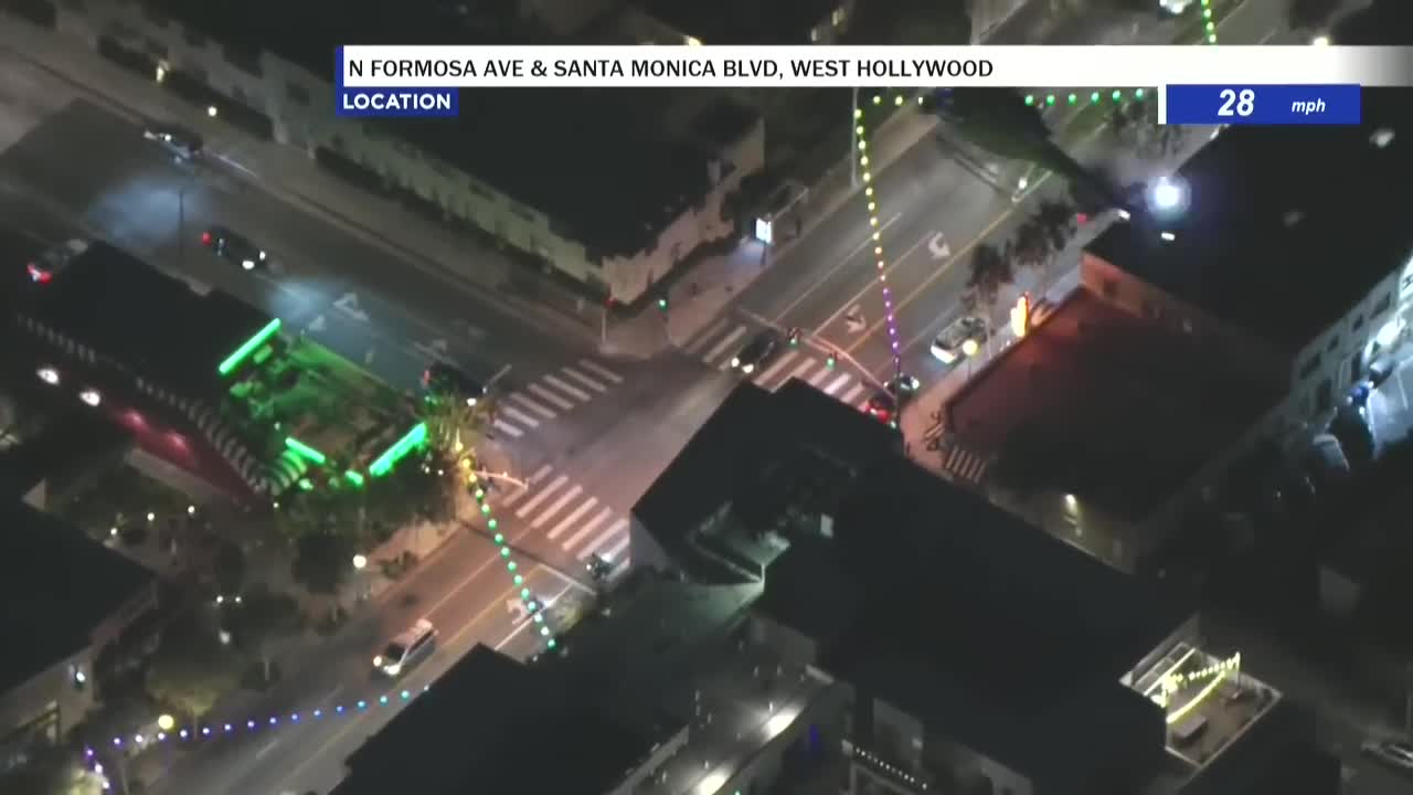 Police Chase_ Motorcyclist tries to blend in with other motorcyclists