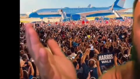 Kamala resorts to CGI to make it appear she draws huge crowds