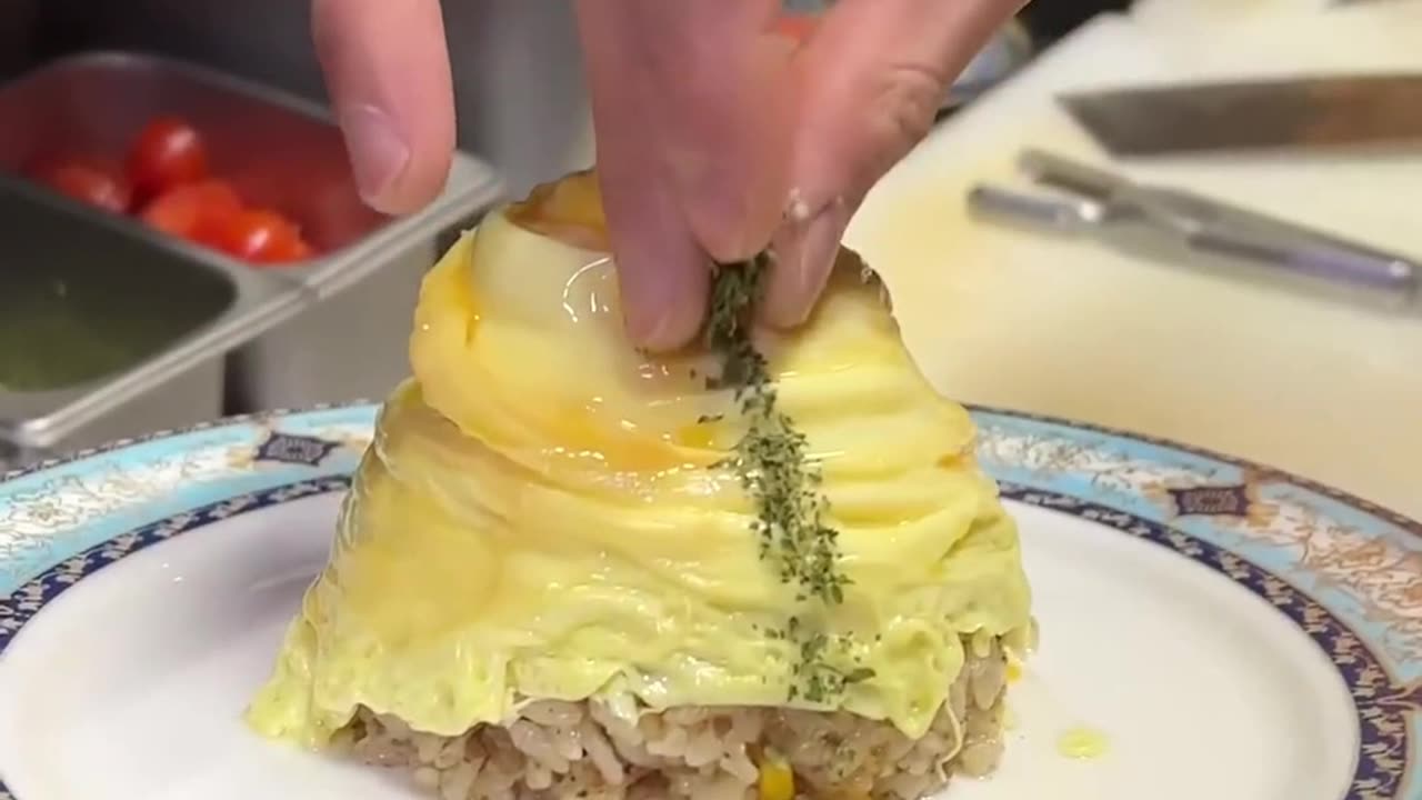 Try these two Chinese Omlette Tricks and enjoy it