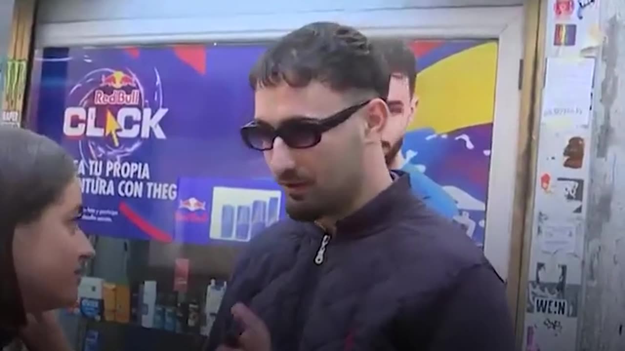 Spanish Reporter sexually assaulted on live TV