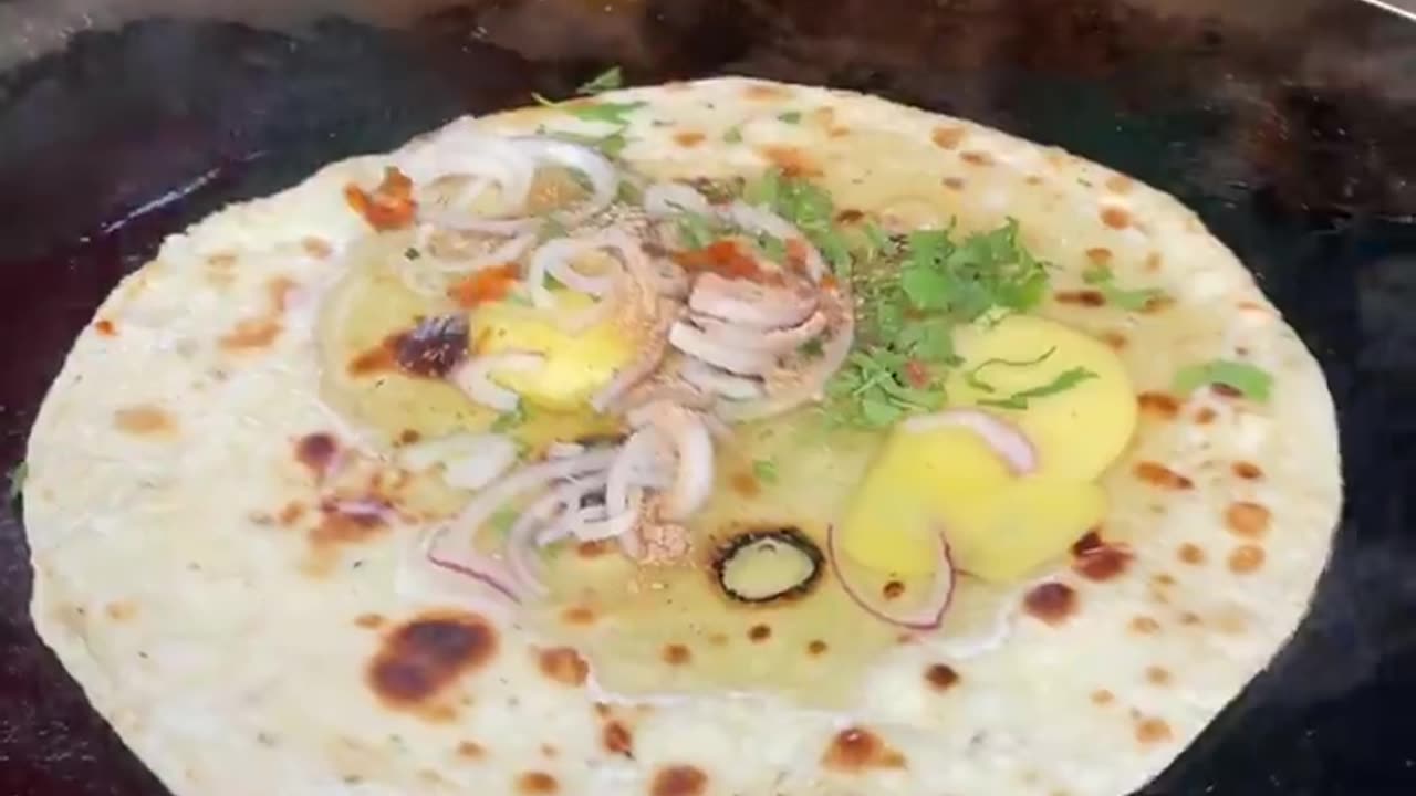 Spicy egg paneer kathi roll making, India |Street food